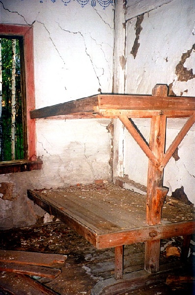 Where the workers slept. Author: Dr.A.Hugentobler CC BY-SA 2.5