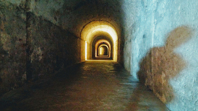 The way to the dungeon at Castillo San Cristóbal in the old city of San Juan, Puerto Rico – Author: Jasmine Nears – CC BY 2.0