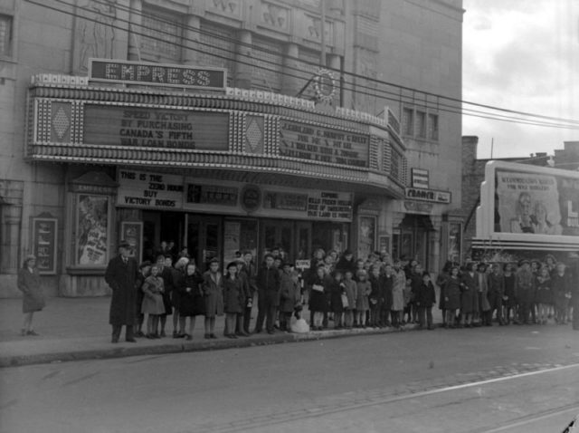 Empress Theater in 1943