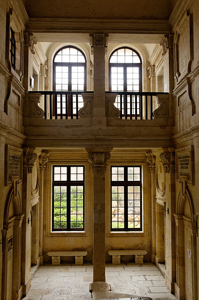 Part of the interior. Author: Marie-Lan Nguyen – CC BY 2.5