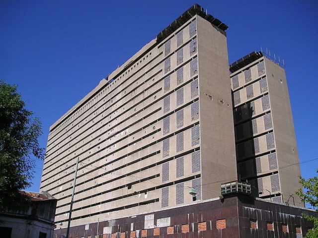 The prison’s main buildings. Author: Tobias Baccas – CC BY-SA 2.5
