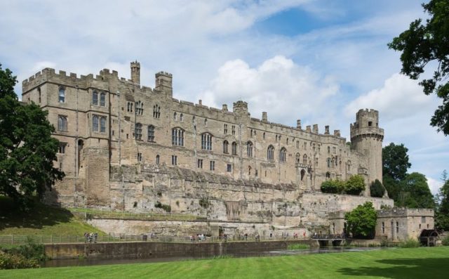 The south side of the castle. Author: DeFacto – CC BY-SA 4.0