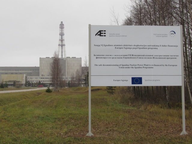 A notice board about the decommissioning project. Author:Martijn Munneke – CC BY 2.0