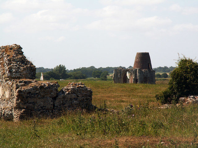 The abbey wasn’t dissolved by Henry VIII/ Author: Phil Champion – CC BY-SA 2.0