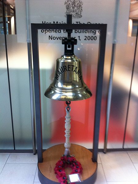 The ship’s bell. Author: Richardkalas – CC0