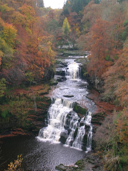 Corra Linn falls. Author: Rosser1954