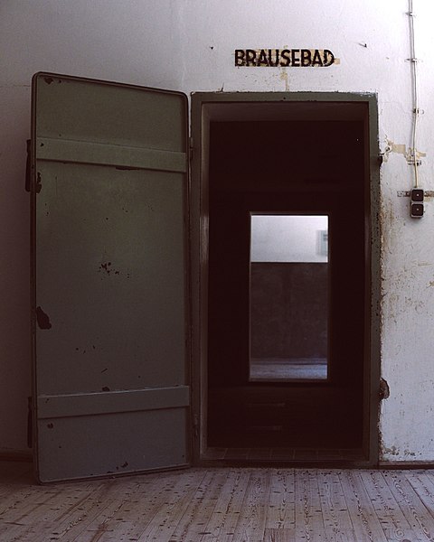 The word “brausebad” meaning “shower bath” is no longer used in modern German because of it’s association with the Nazi gas chambers. Author: Alexandre Gilbert – CC BY-SA 4.0
