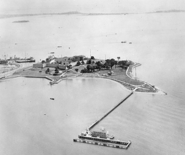 Aerial view of the island during WWII. Author: U.S. Department of the Navy