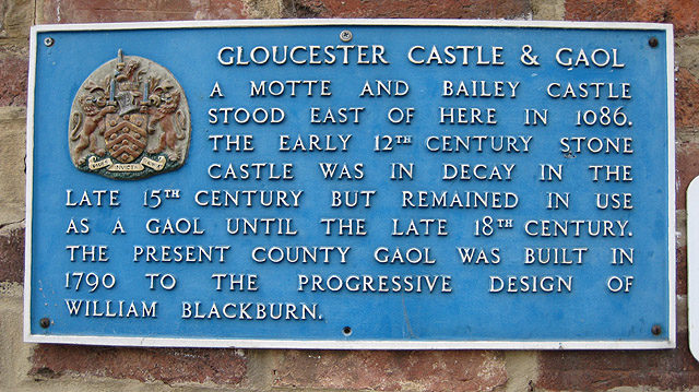 Gloucester Castle and Gaol commemorative plaque. Author: Pauline Eccles – CC BY-SA 2.0