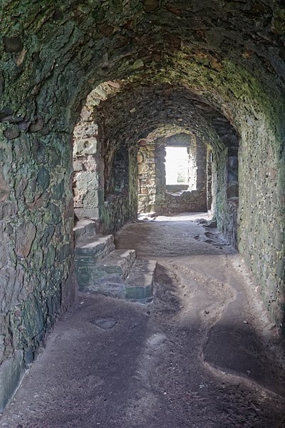 The castle interior. Author: Dirtsc – CC BY-SA 4.0