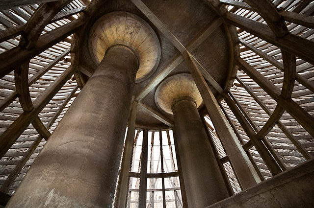 Inside the Orlando Power Station Cooling Towers – Author: Pavel Tcholakov – CC BY 2.0