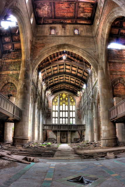 Abandoned sanctuary. Author: Kevin Key Photography | Facebook @slworking