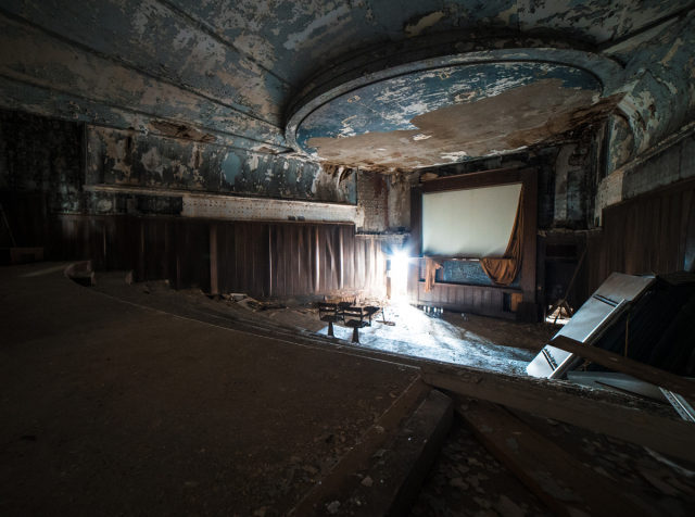 Former lecture hall. Author: Johnny Joo | architecturalafterlife.com