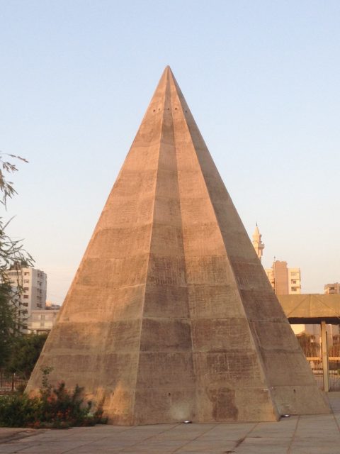 The pyramid-shaped children’s pavilion. Author: RomanDeckert – CC BY-SA 4.0