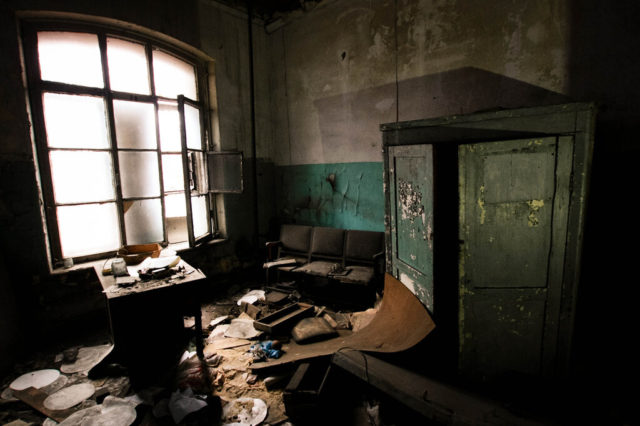 Soviet furniture. Author: Alexey Grachev | LiveJournal @alexdoomer2009