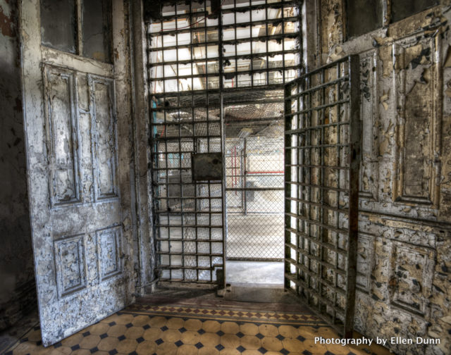 Prison doors. Author: Ellen Dunn Photography – Flickr @ellendunn