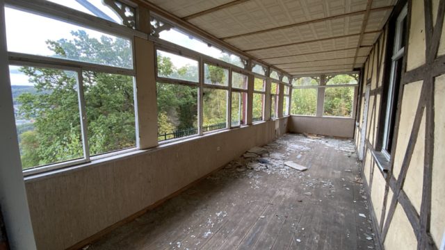 By Thomas Schneider, schneidi.com