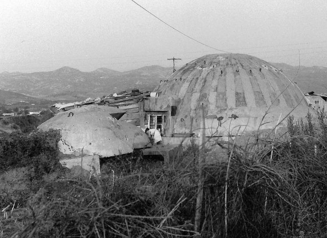 A bunker in Albania in 1994. By Albinfo – Own work, CC BY 3.0