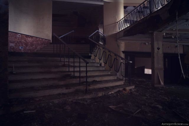 Darkened staircase within the Nevele Grand Resort