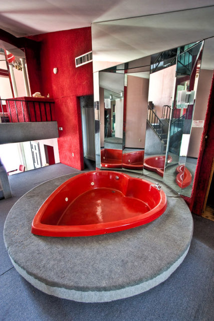 Heart shaped jacuzzi at Penn Hills Resort