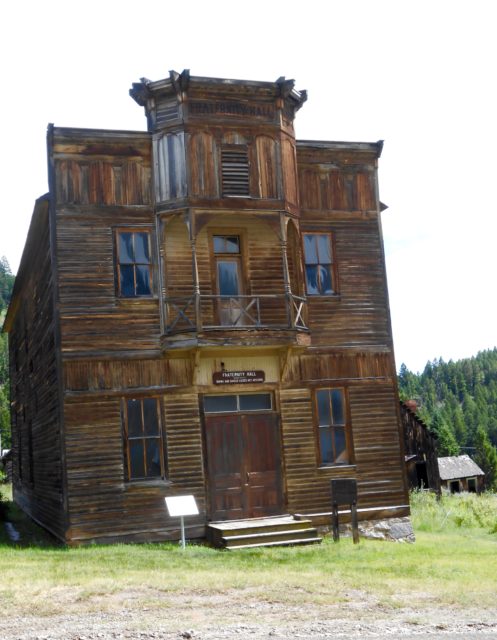 Elkhorn Fraternity Hall
