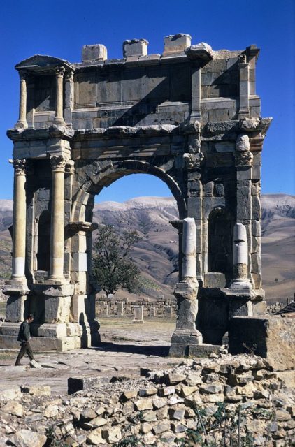 Arch of Caracalla, Djémila, Algeria, 1971. Author: Paebi CC BY-SA 3.0