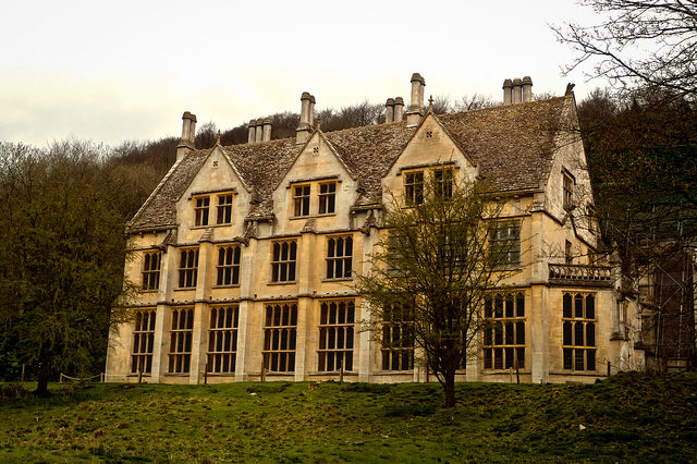 Woodchester Mansion.Author: Stewart Black CC BY 2.0