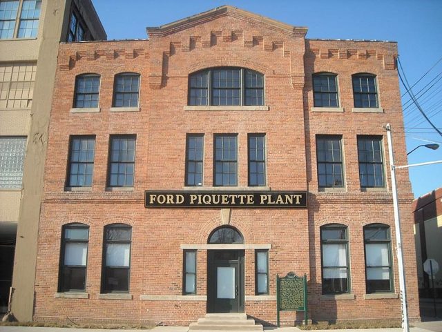 Ford Piquette Plant – Front View. 