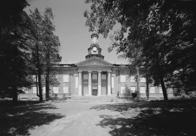 Jacob Tome Institute, Memorial Hall, Tome Road, Port Deposit, Cecil County. Wikipedia/Public Domain