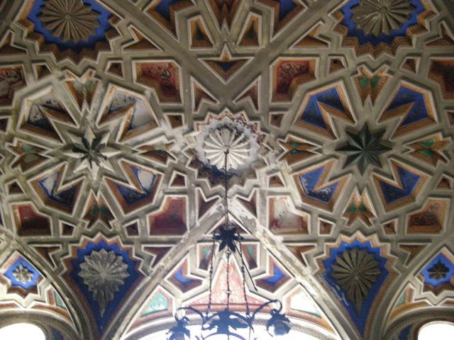 Sammezzano palazzo: Ceiling detail. Author: Sailko CC BY-SA 3.0