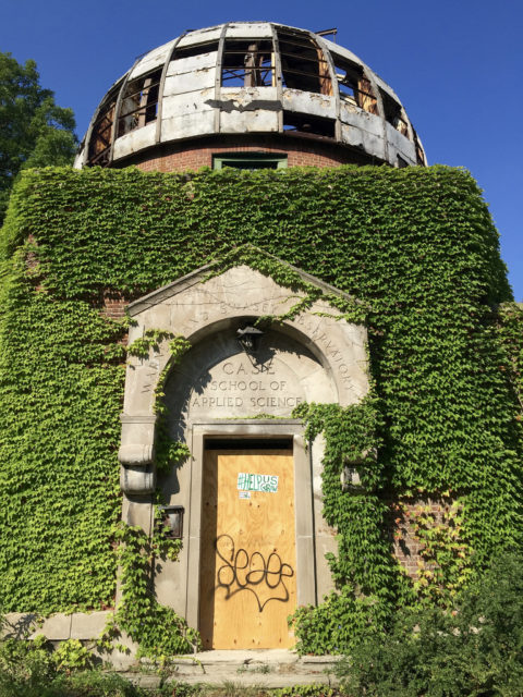 Main entrance of the Warner & Swasey Observatory. Author: Mark Souther CC BY-SA 2.0