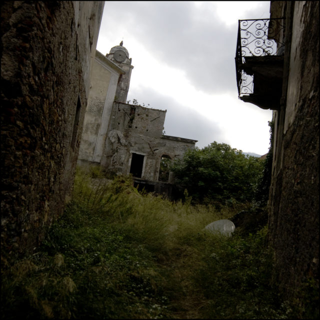 Ruins of Balestrino. Author: paola rizzi CC BY-ND 2.0