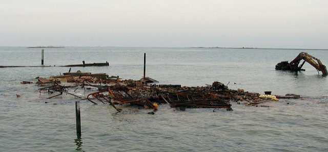 Holland Island is completely submerged. Author: baldeaglebluff CC BY-SA 2.0