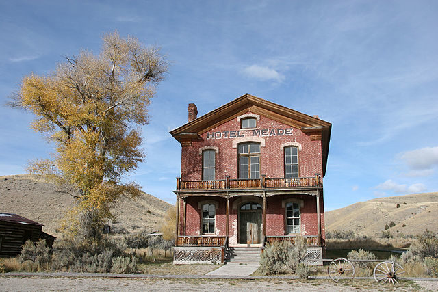 Hotel Meade.Author: Nikolay Makarov CC BY-SA 3.0