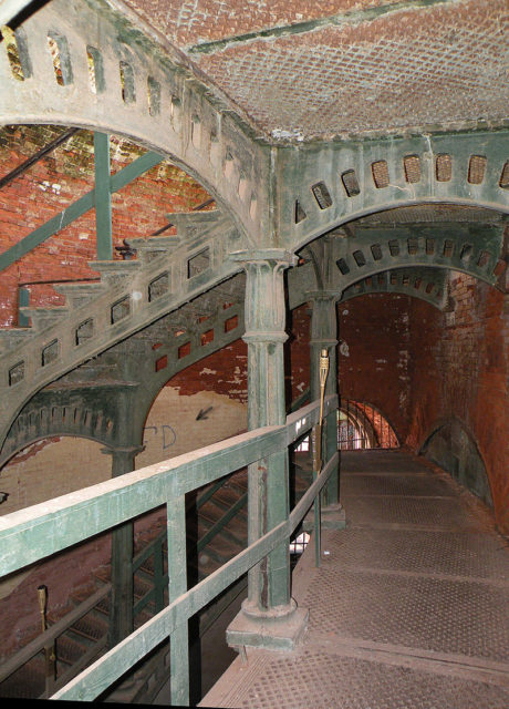 Interior view of Fort Alexander. Author: Витольд Муратов CC BY-SA 3.0