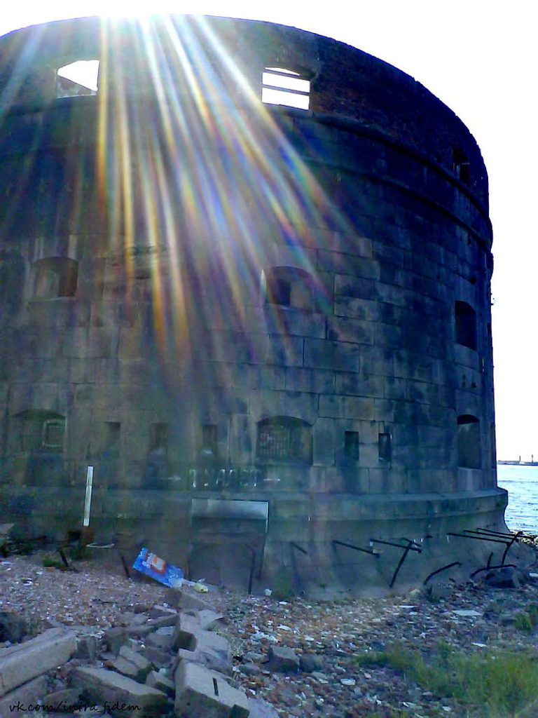 Fort Alexander or Commonly Known as the Plague Fort: Abandoned but not ...