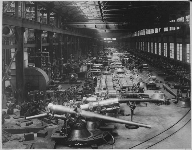 6″, 10″, 12″, and 14″ naval guns being assembled at a Bethlehem Steel facility.