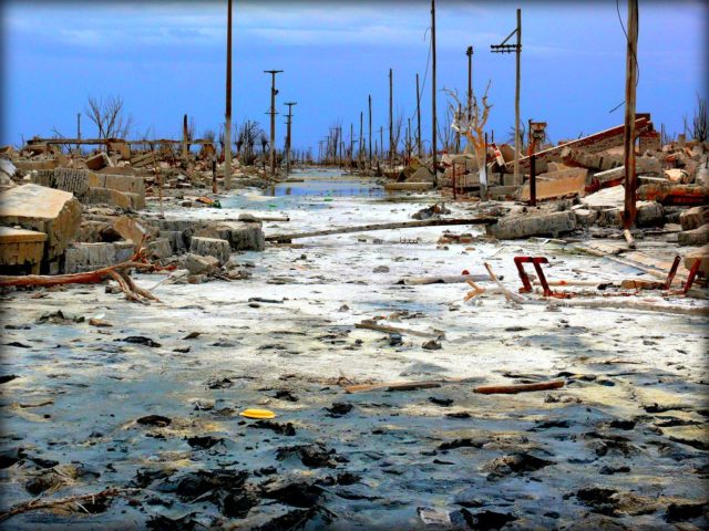 Villa Epecuén ruins, 2009. – By Pablo González – CC BY-SA 2.0