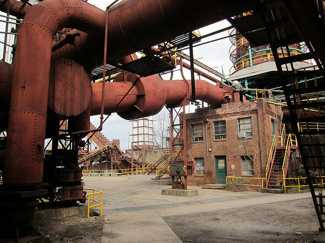 Inside the Sloss Furnaces complex. Photo Credit: Joevare, CC BY-ND 2.0