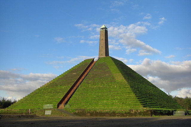 The Pyramid of Austerlitz in 2008, a short time before the end of the restoration works Photo credit: Kattjosh, CC BY 3.0
