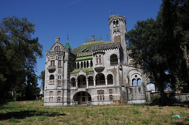 Dona Chica Castle in Braga, Portugal. Photo credit: José Goncalves, CC BY 3.0