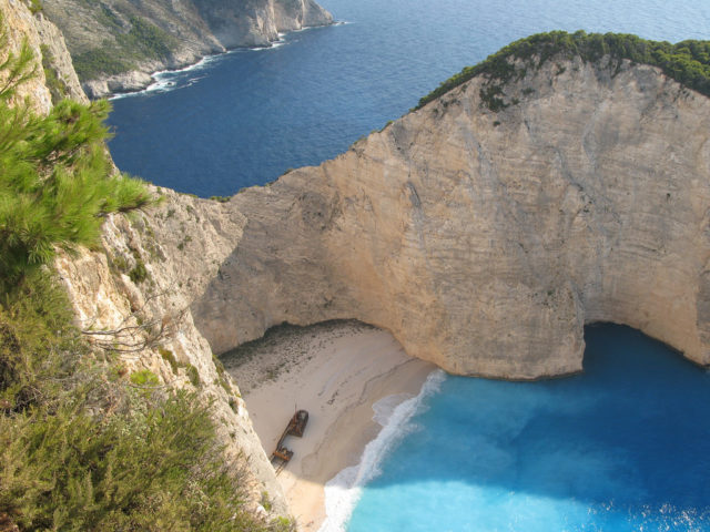 Areal view of the shipwreck. Author: Davide Genco CC BY-ND 2.0