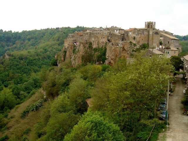 Calcata. Author: Ad de Roij CC BY 3.0