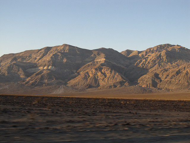 Death Valley. Photo Credit: Ken Lund, CC BY-SA 2.0