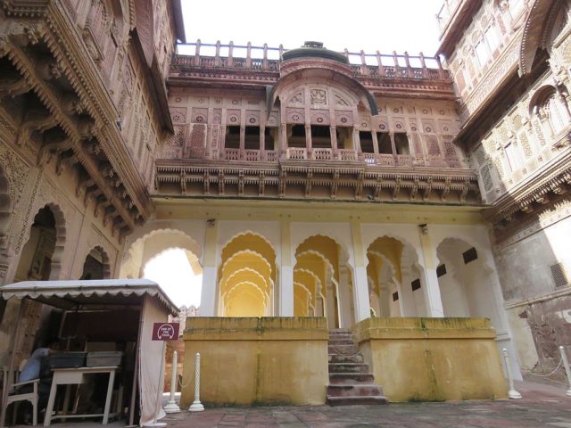 Inside Mehrangarh Fort. Photo Credit: Shitha Valsan, CC BY-SA 4.0