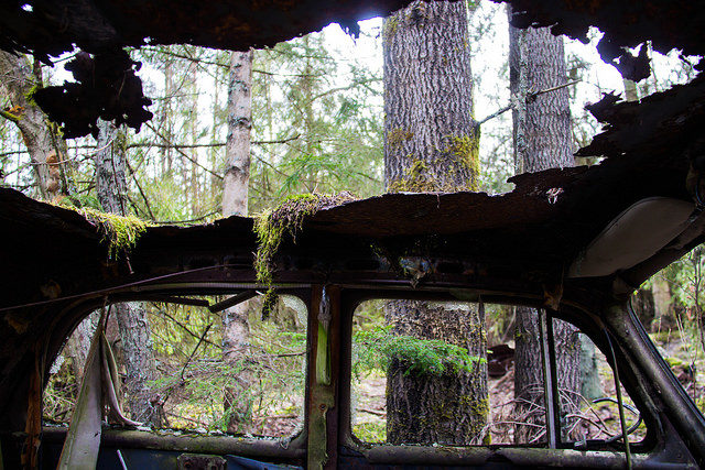 The rust made a sunroof. Photo Credit: Susanne Nilsson, CC BY-SA 2.0