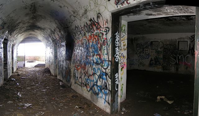 Inside one of two tunnels inside the Hill 60 Author Adam.J.W.C. CC BY 3.0