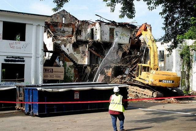 Demolition in progress. Forsaken Fotos CC BY-SA 3.0