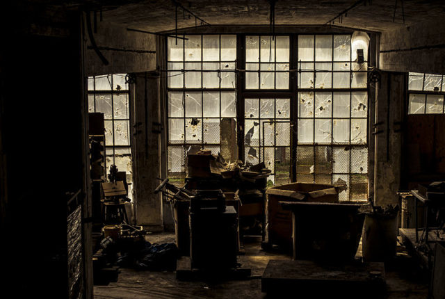 Peters Cartridge Factory Interior. Author: Samuel W. Smith CC BY-SA 4.0