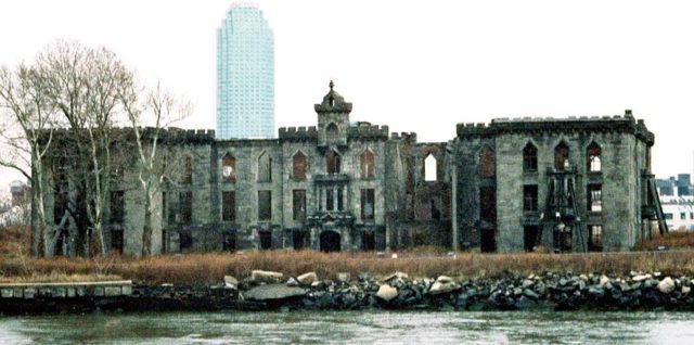 Smallpox Hospital ruins. Author: Earnest B CC BY 3.0